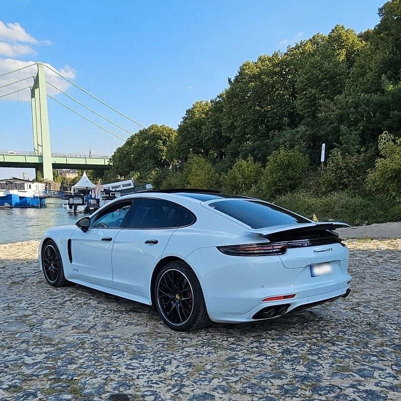 Gebraucht Porsche Panamera Chrono 460 PS (338 kW) 2019 Weiß Limousine