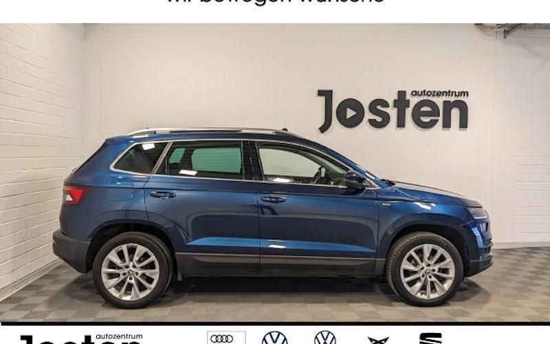 Gebraucht Skoda Karoq Clever 150 PS (110 kW) 2022 Lavablau metallic SUV