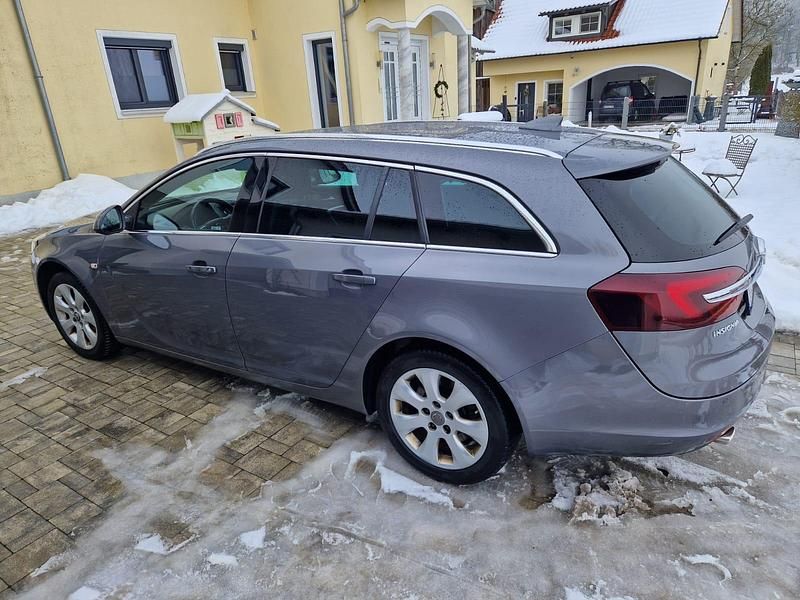 Gebraucht Opel Insignia 170 PS (125 kW) 2017 Grau Kombi