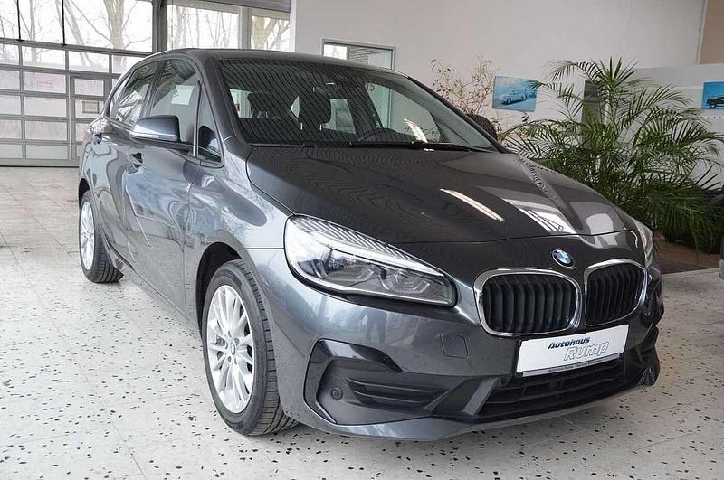 Gebraucht BMW 218 Active Tourer 136 PS (100 kW) 2022 Mineralgrau metallic Van / Kleinbus