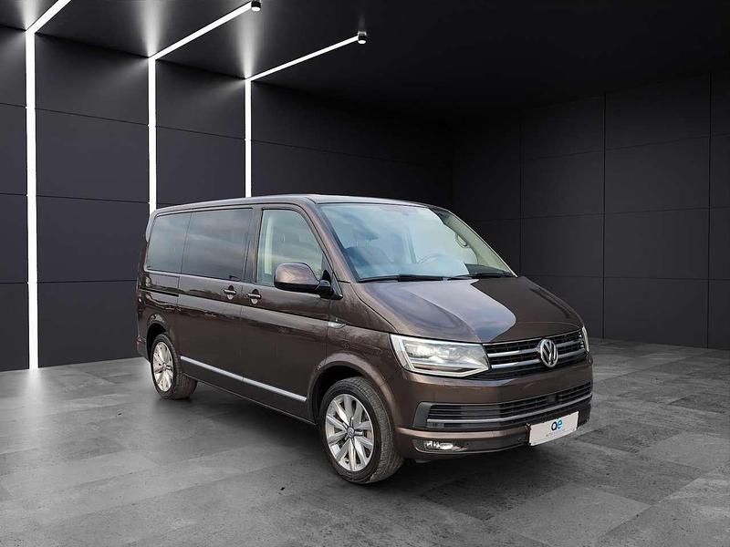 Gebraucht VW Multivan Highline 204 PS (150 kW) 2015 Chestnut brown Van / Kleinbus