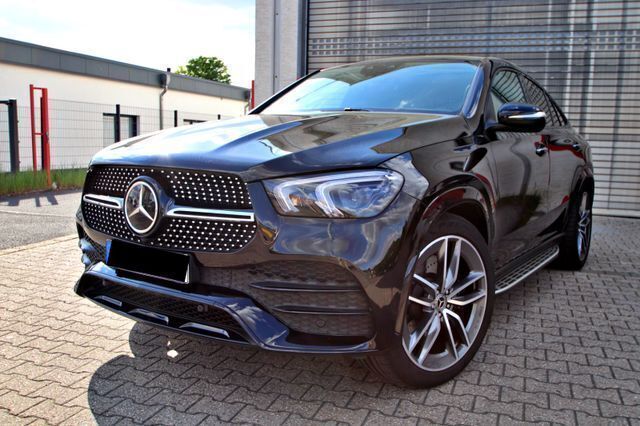 Schwarz Gebraucht 2021 Mercedes GLE400 AMG line Coupé | 67.750 € (Fairer Preis) - Bild 1/3