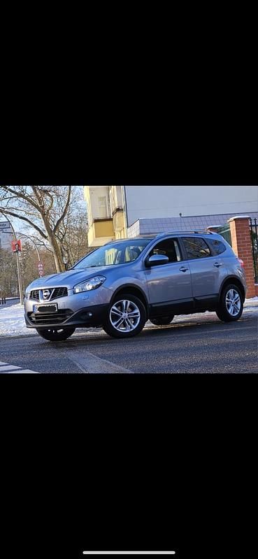 Grau Gebraucht 2010 Nissan Qashqai +2 SUV | 5.600 € - Bild 1/4