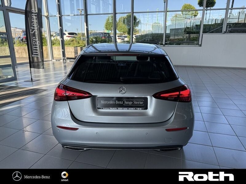Gebraucht Mercedes A200 Progressive 163 PS (119 kW) 2024 Silber Limousine