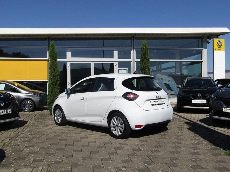 Gebraucht Renault Zoe Experience 80 kW (109 PS) 2020 Weiß Kleinwagen