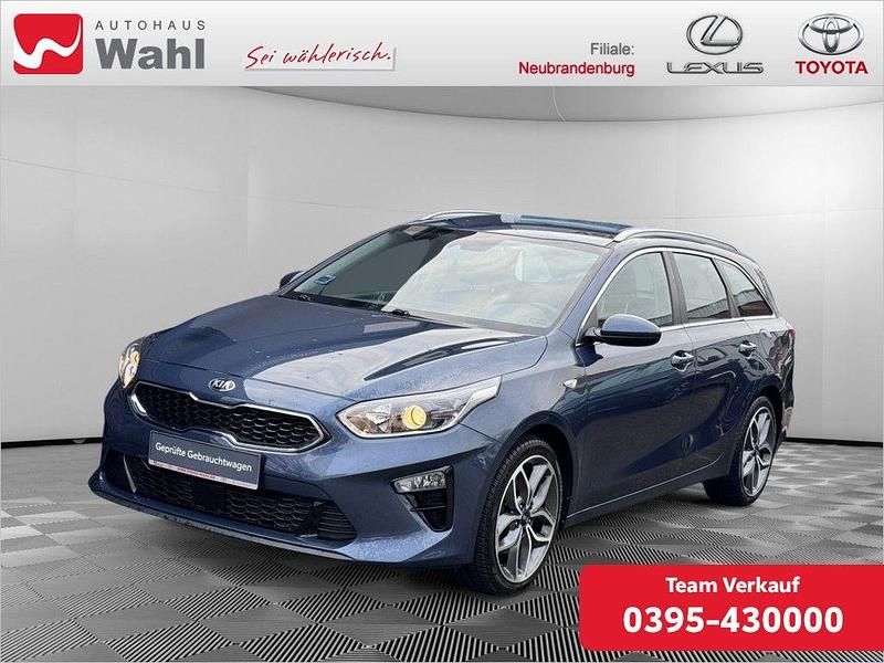 Blau Gebraucht 2020 Kia Ceed Vision Kleinwagen | 16.900 € (Fairer Preis) - Bild 1/4