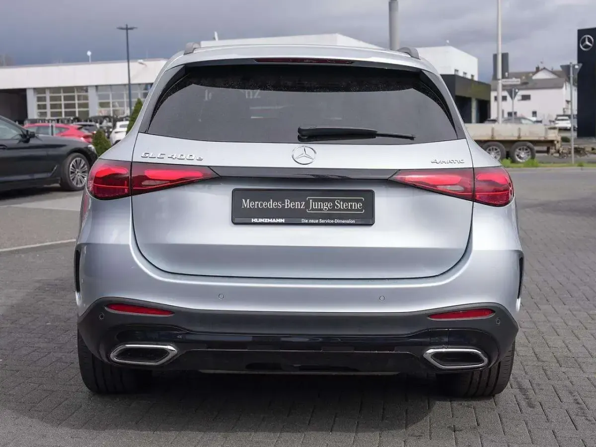 Brugt Mercedes GLC400d AMG 252 HK (185 kW) 2024 Sølv SUV