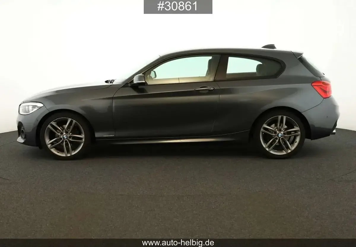 Gebraucht BMW 118 M Sport 150 PS (110 kW) 2017 Grau Kleinwagen