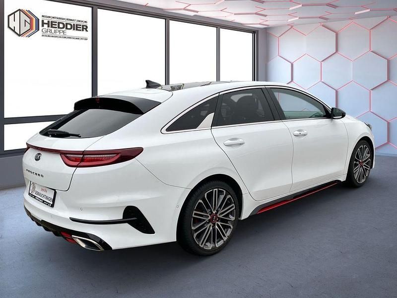 Gebraucht Kia ProCeed GT 204 PS (150 kW) 2020 (hw2) deluxe white m Kombi
