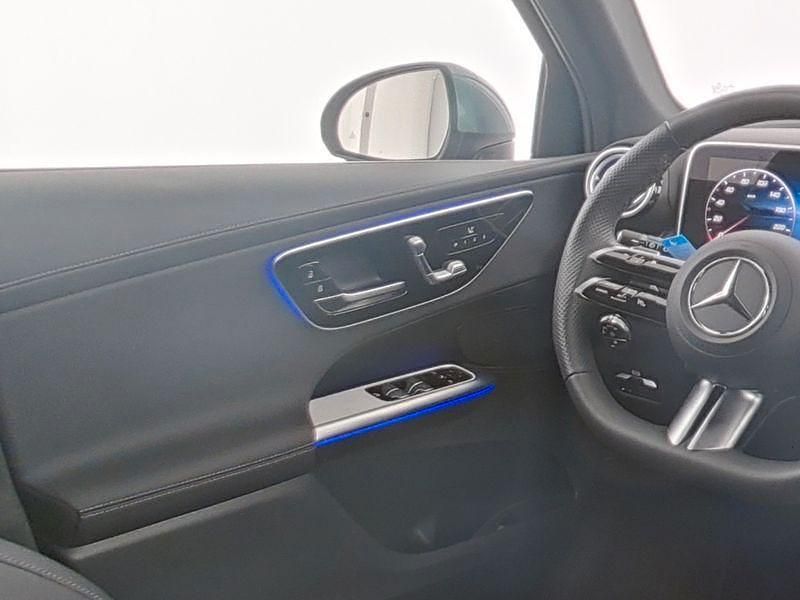 Gebraucht Mercedes GLC200 AMG 204 PS (150 kW) 2025 Silber SUV