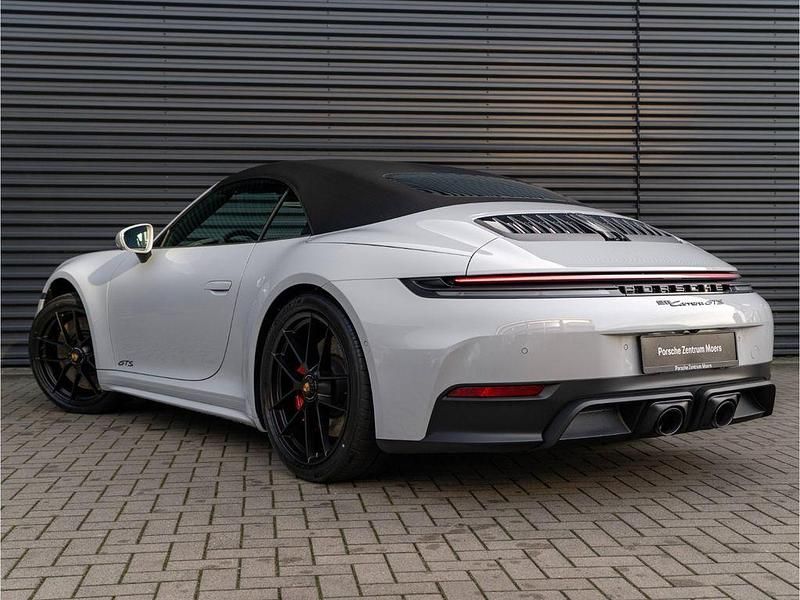 Neu Porsche 911 Carrera GTS 541 PS (397 kW) 2025 Grau Cabrio