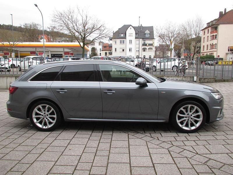 Gebraucht Audi A4 Design 150 PS (110 kW) 2019 Grau Kombi