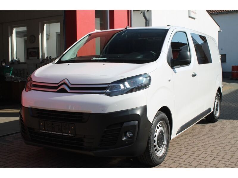 Weiß Gebraucht 2021 Citroën Jumpy Van / Kleinbus | 19.490 € (Superpreis) - Bild 1/4