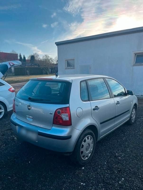 Gebraucht VW Polo 75 PS (55 kW) 2003 Silber Kleinwagen