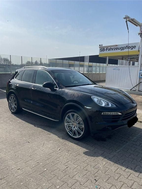 Gebraucht Porsche Cayenne S 400 PS (294 kW) 2010 Schwarz SUV