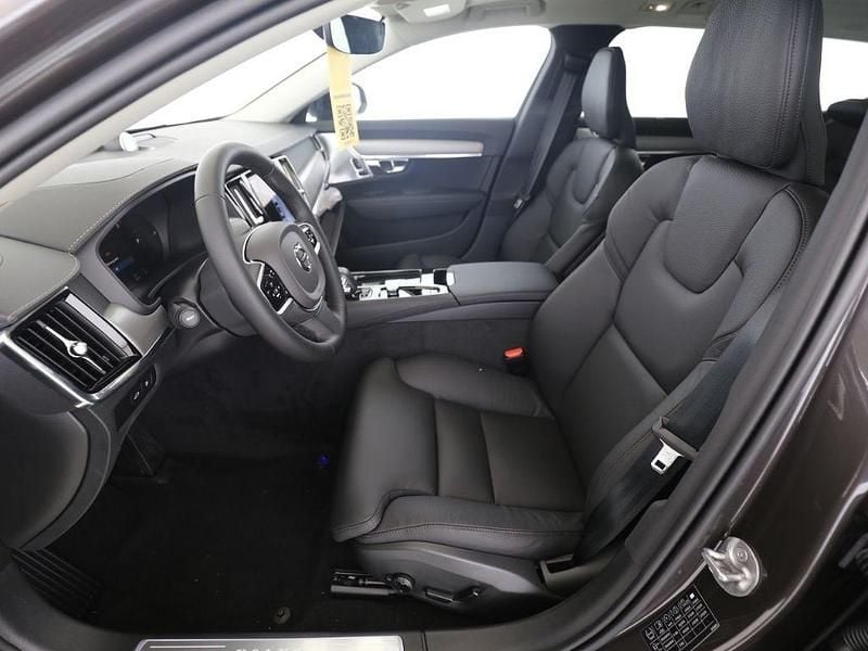 Second-hand Volvo V90 Plus 335 CP (246 kW) 2025 Gri Break