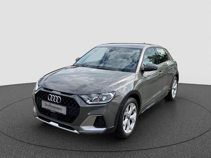 Chronosgrau Gebraucht 2024 Audi A1 Kleinwagen | 21.909 € (Superpreis) - Bild 1/4