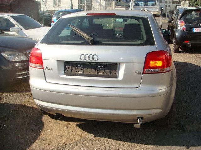 Gebraucht Audi A3 Ambition 102 PS (75 kW) 2004 Silber Kleinwagen