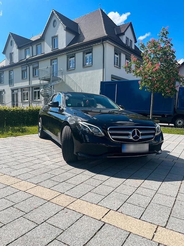 Brugt Mercedes E220 194 HK (142 kW) 2018 Sort Sedan