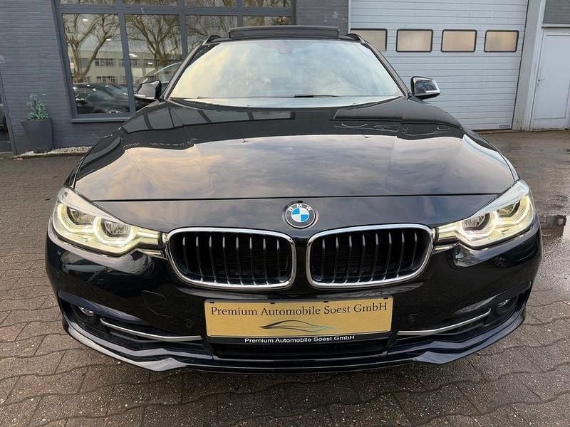 Gebraucht BMW 340 Sport Line 326 PS (239 kW) 2017 Schwarz Kombi