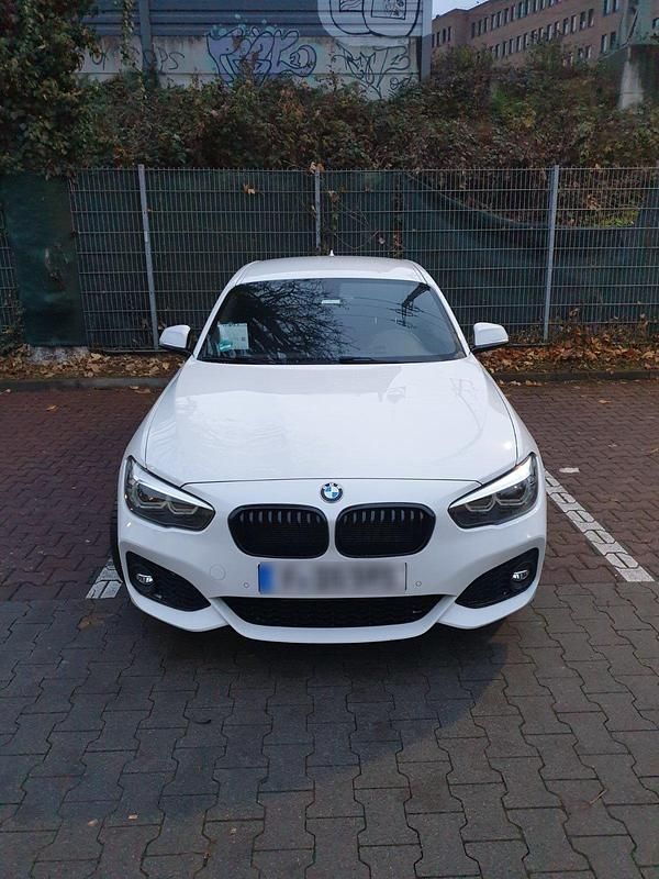 Gebraucht BMW 118 150 PS (110 kW) 2018 Weiß Kleinwagen