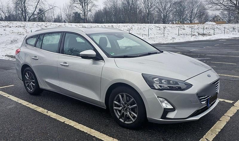 Gebraucht Ford Focus Titanium 120 PS (88 kW) 2020 Silber Kombi