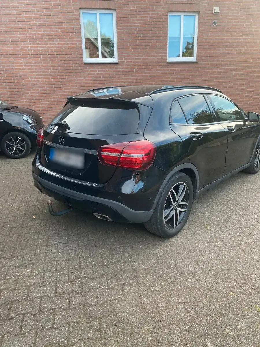 Gebraucht Mercedes GLA180 109 PS (80 kW) 2017 SUV