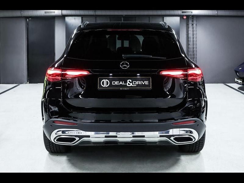 Gebraucht Mercedes GLC300e Premium Plus 333 PS (244 kW) 2023 Schwarz SUV