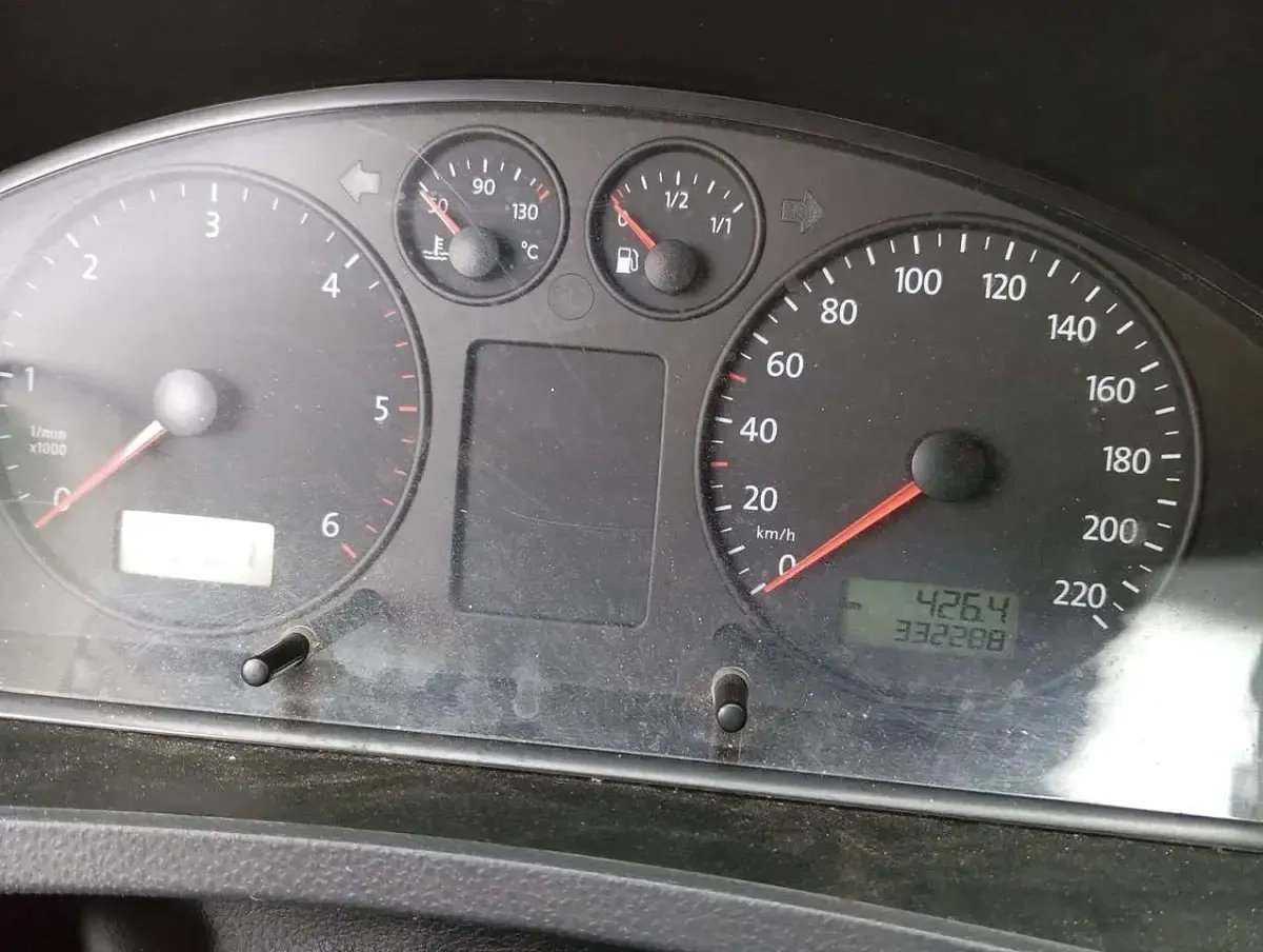 Gebraucht VW Caravelle 105 PS (77 kW) 2005 Grün Van
