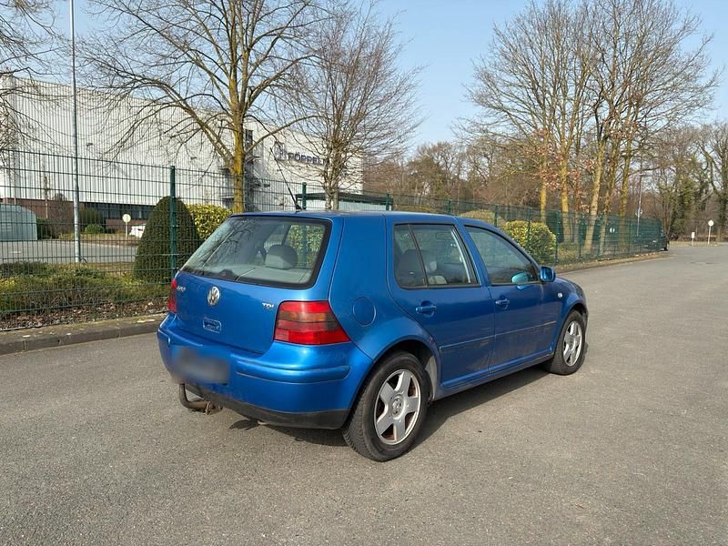 Gebraucht VW Golf III 90 PS (66 kW) 1999 Blau Limousine
