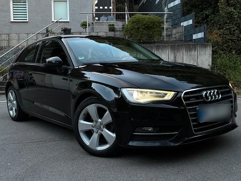 Gebraucht Audi A3 Attraction 150 PS (110 kW) 2013 Schwarz Kombi