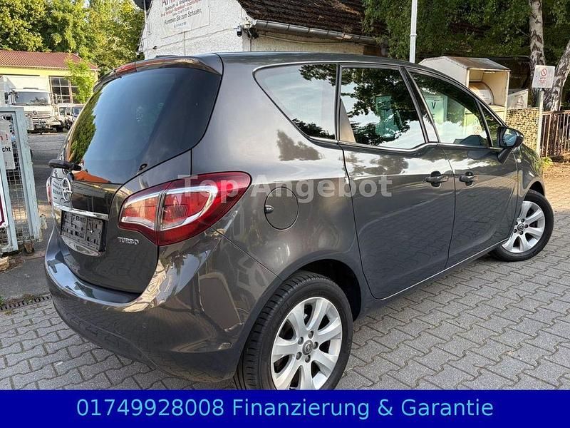 Gebraucht Opel Meriva Innovation 140 PS (102 kW) 2016 Grau Van / Kleinbus