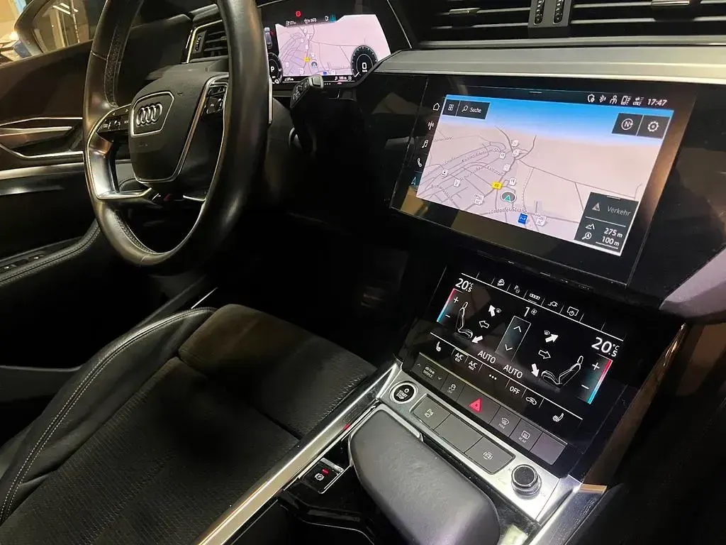 Gebraucht Audi e-tron S-Line 230 kW (313 PS) 2021 Blau SUV