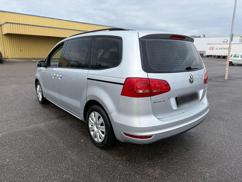 Gebraucht VW Sharan 140 PS (102 kW) 2011 Silber Van / Kleinbus