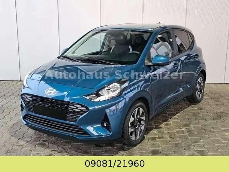 Blau Neu 2025 Hyundai i10 Premium Kleinwagen | 19.990 € (Fairer Preis) - Bild 1/4