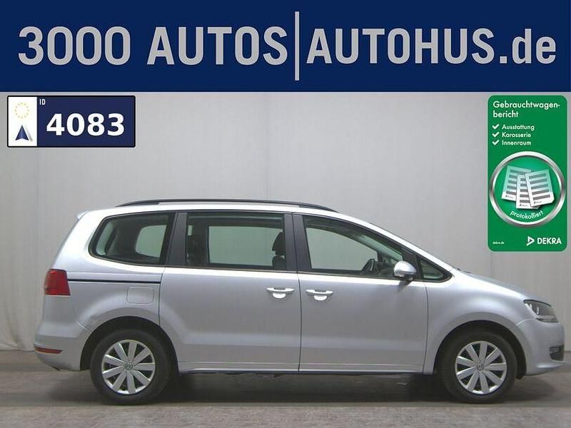 Reflexsilber metallic Gebraucht 2015 VW Sharan Trendline Van / Kleinbus | 6.990 € - Bild 1/4