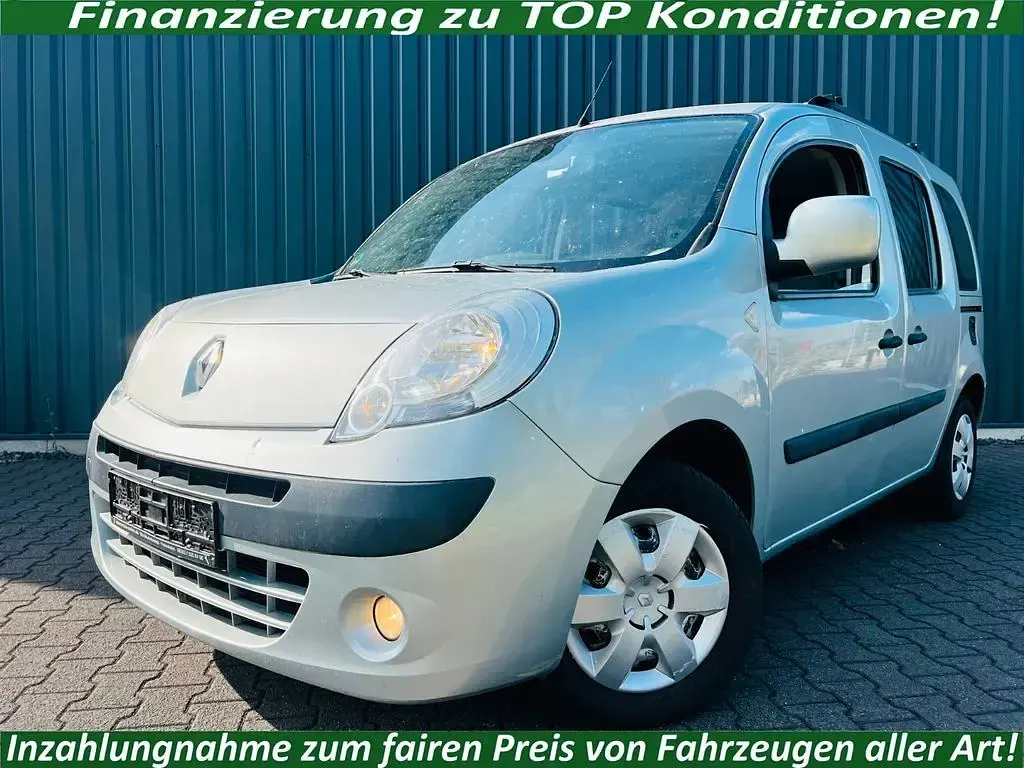 Gebraucht Renault Kangoo 106 PS (77 kW) 2008 Silber Van / Kleinbus