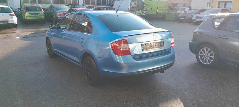 Gebraucht Skoda Rapid Ambition 105 PS (77 kW) 2014 Blau Limousine