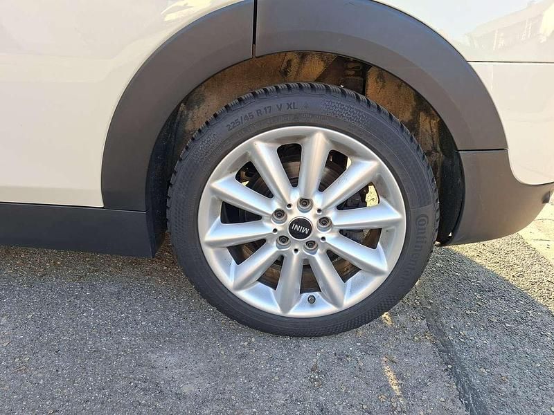 Gebraucht Mini One Clubman 102 PS (75 kW) 2018 Weiß Kombi