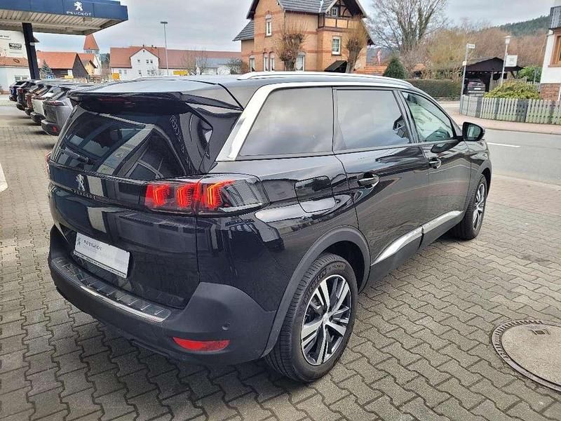 Gebraucht Peugeot 5008 Allure 131 PS (96 kW) 2023 Schwarz perla nera SUV