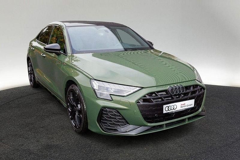 Neu Audi A3 S-Line 150 PS (110 kW) 2026 Distriktgrün metallic Limousine