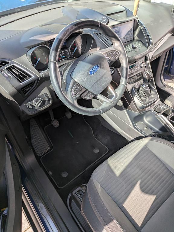 Gebraucht Ford C-MAX Titanium 150 PS (110 kW) 2017 Blau Van / Kleinbus