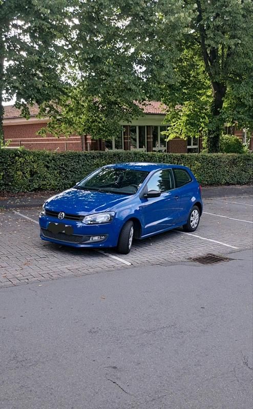 Gebraucht VW Polo 70 PS (51 kW) 2010 Blau Kleinwagen