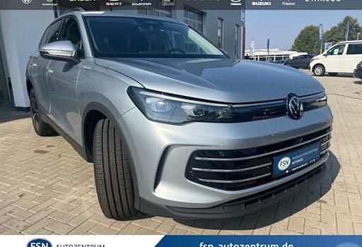 Neu VW Tiguan Elegance 204 PS (150 kW) 2025 Silbern SUV