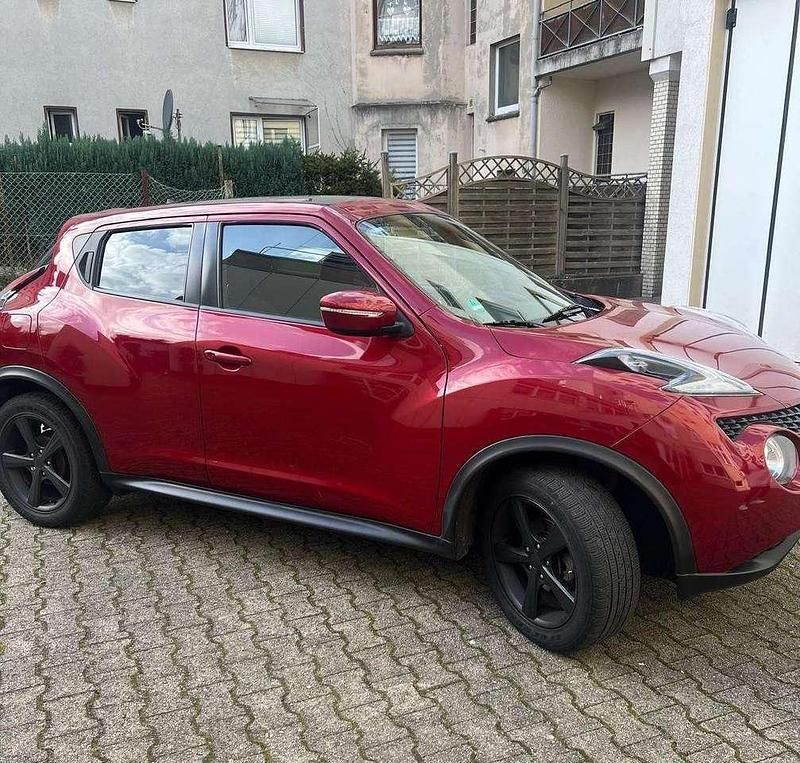 Gebraucht Nissan Juke N-Connecta 116 PS (85 kW) 2016 Rot SUV