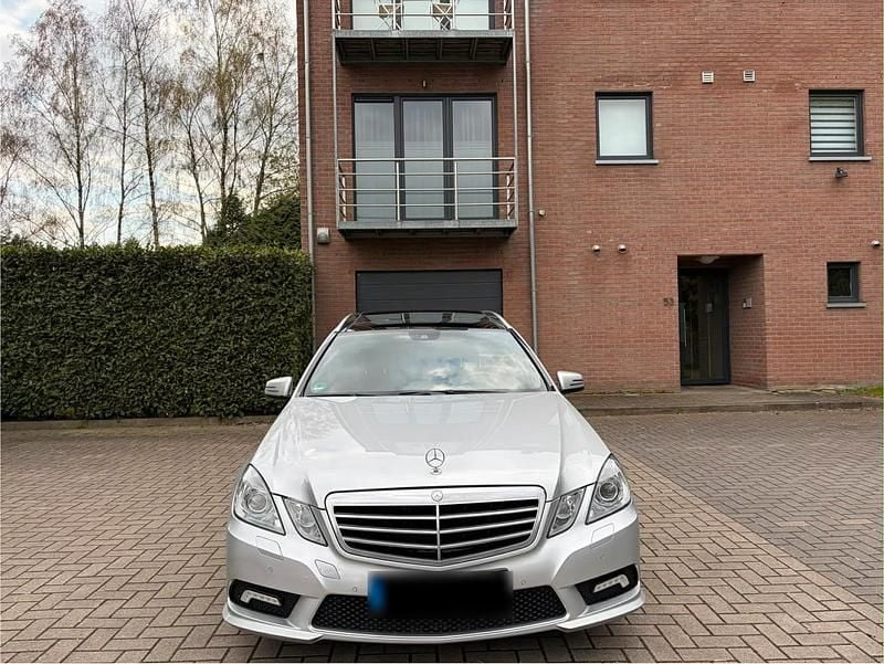 Gebraucht Mercedes E350 AMG 265 PS (194 kW) 2012 Silber Kombi