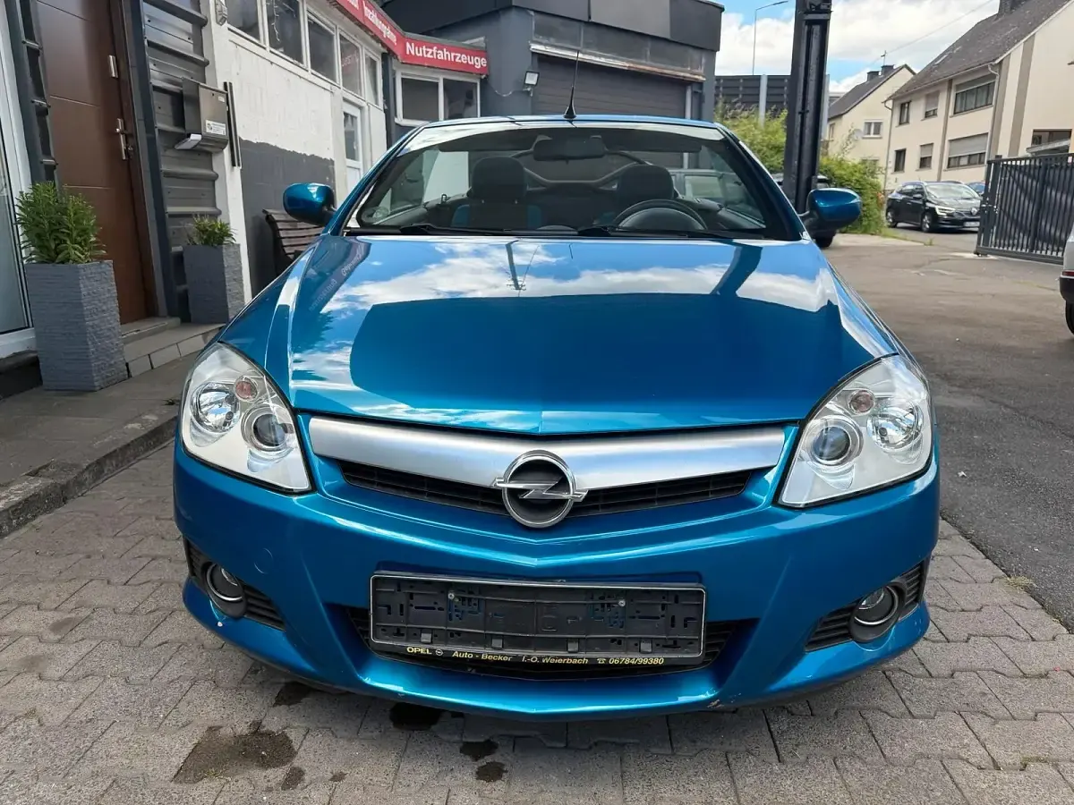 Gebraucht Opel Tigra 90 PS (66 kW) 2004 Blau Cabrio