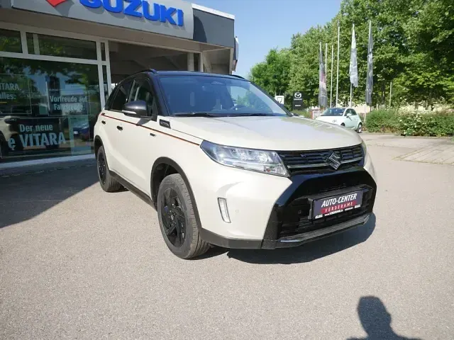 Gebraucht Suzuki Vitara 110 PS (80 kW) 2026 Beige SUV