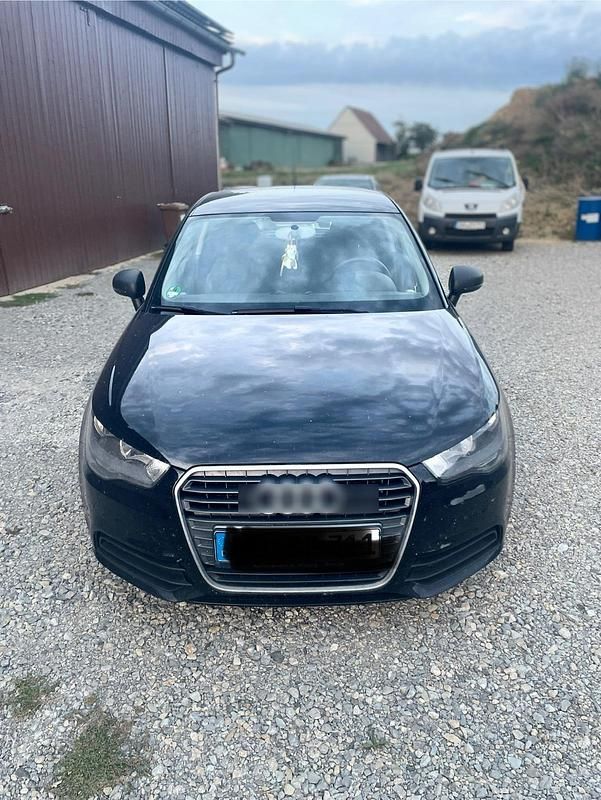 Schwarz Gebraucht 2012 Audi A1 Comfort Kleinwagen | 7.100 € (Guter Preis) - Bild 1/4
