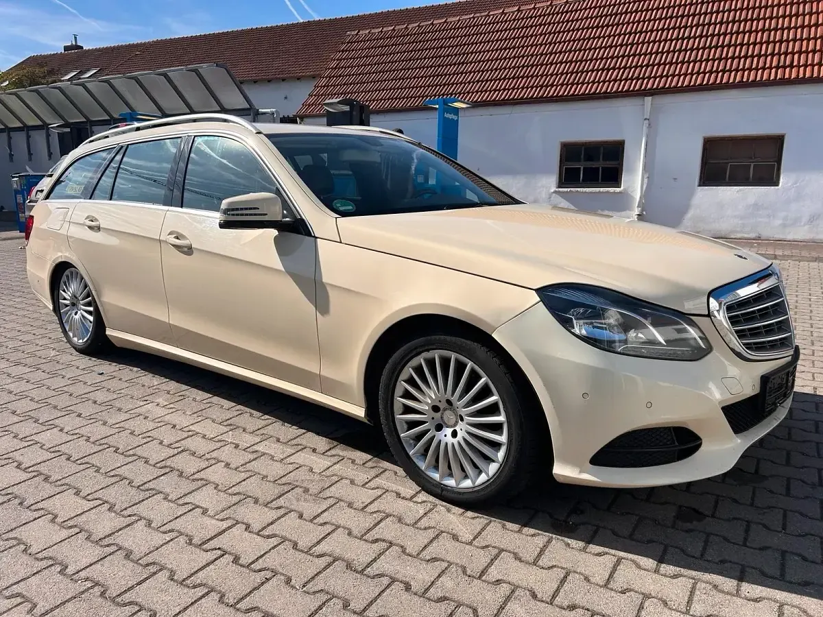 Gebraucht Mercedes E250 204 PS (150 kW) 2014 Beige Kombi